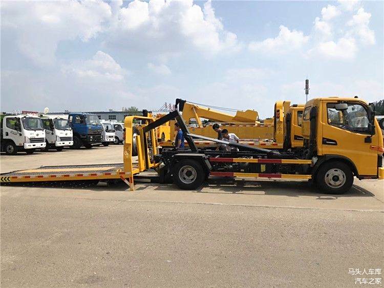 拖车叫什么名字_拖汽车的拖车叫什么_叫拖车